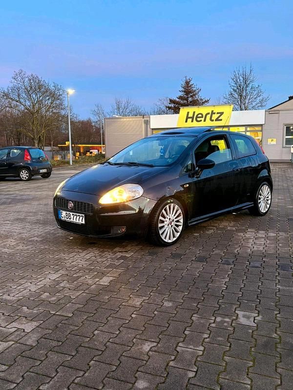 Schwarz Gebraucht 2008 Fiat Punto Kleinwagen | 1.500 € (Fairer Preis) - Bild 1/4