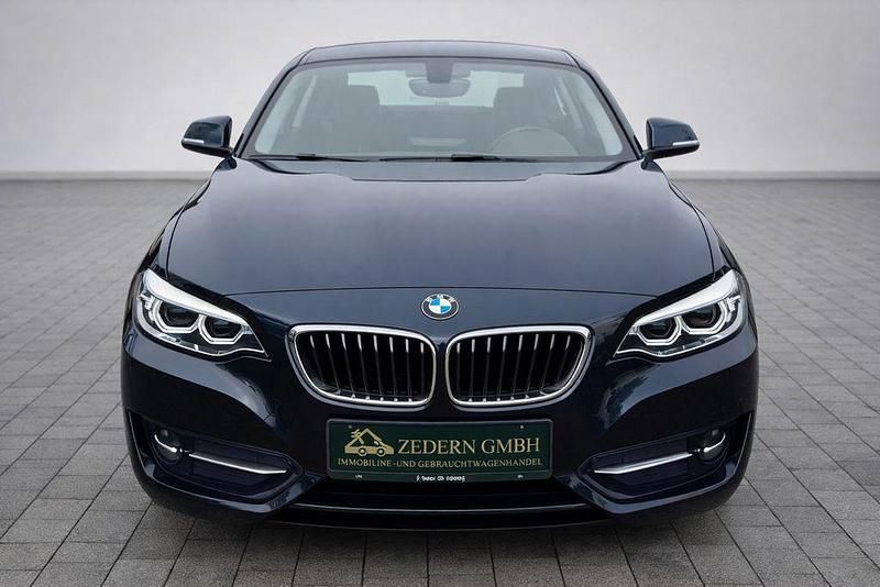 Blau Gebraucht 2014 BMW 218 Sport Line Coupé | 10.799 € (Fairer Preis) - Bild 1/4