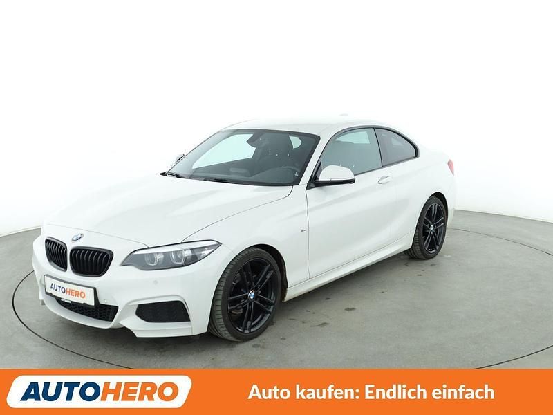 Weiß Gebraucht 2020 BMW 218 M Sport Coupé | 21.560 € (Fairer Preis) - Bild 1/3