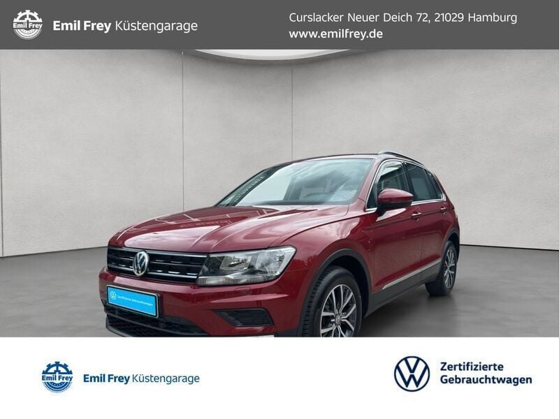 Rot Gebraucht 2017 VW Tiguan Comfortline SUV | 19.480 € (Superpreis) - Bild 1/4