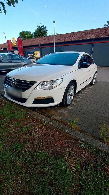 Weiß Gebraucht 2011 VW CC Limousine | 6.000 € (Guter Preis) - Bild 1/4