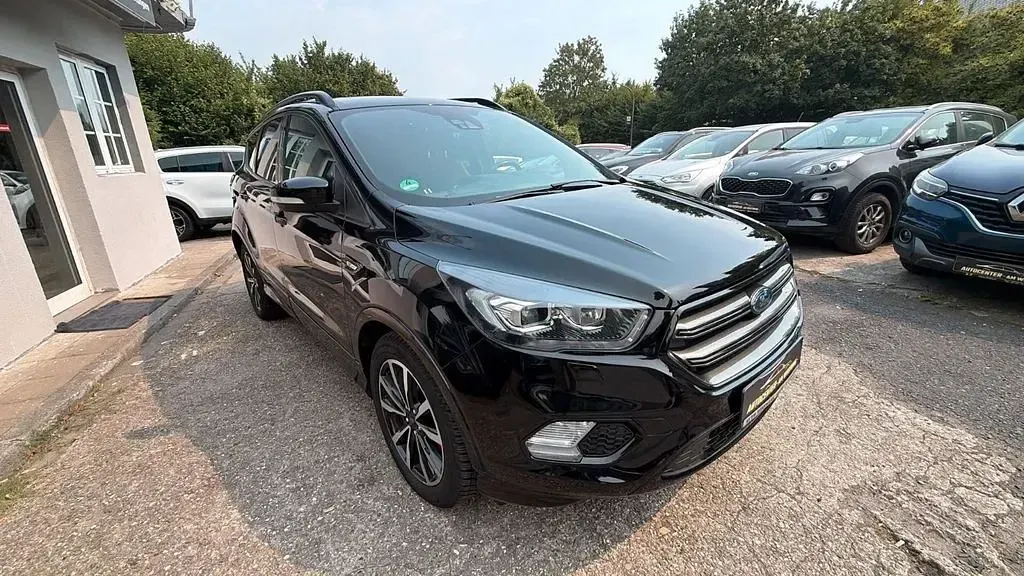 Gebraucht Ford Kuga ST-Line 179 PS (131 kW) 2019 Schwarz SUV