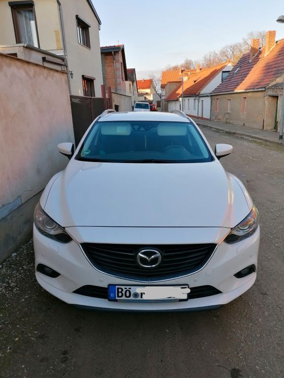 Weiß Gebraucht 2013 Mazda 6 Sports-Line Kombi | 5.900 € (Guter Preis) - Bild 1/4