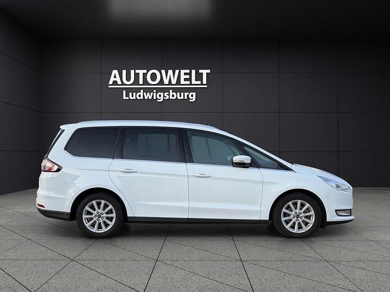 Gebraucht Ford Galaxy Titanium 241 PS (177 kW) 2019 Frozen white Van / Kleinbus