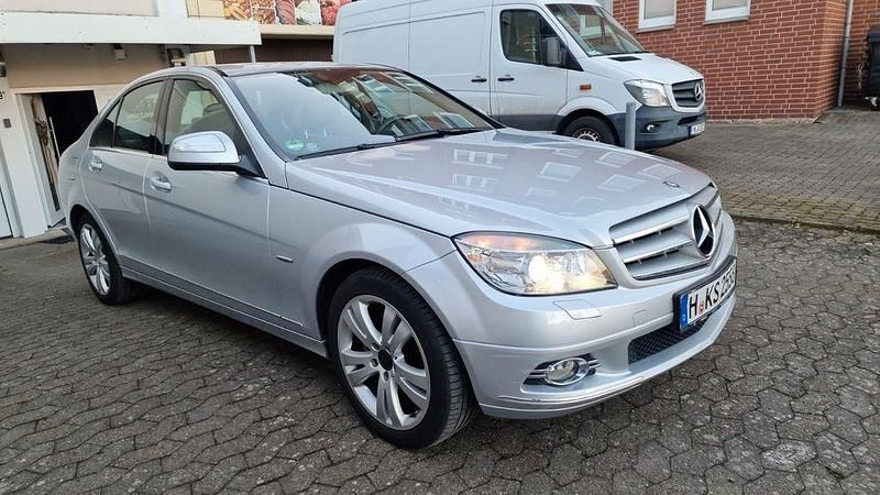 Silber Gebraucht 2007 Mercedes C280 Limousine | 6.000 € (Superpreis) - Bild 1/4