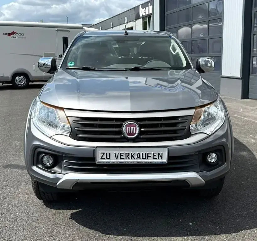Gebraucht Fiat Fullback Basis 181 PS (133 kW) 2017 Grau Pickup