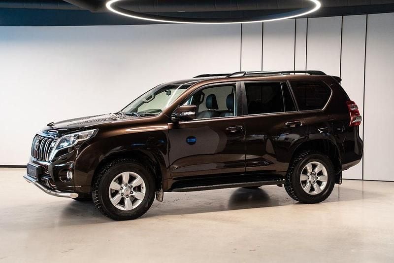 Gebraucht Toyota Land Cruiser 177 PS (130 kW) 2017 Braun SUV