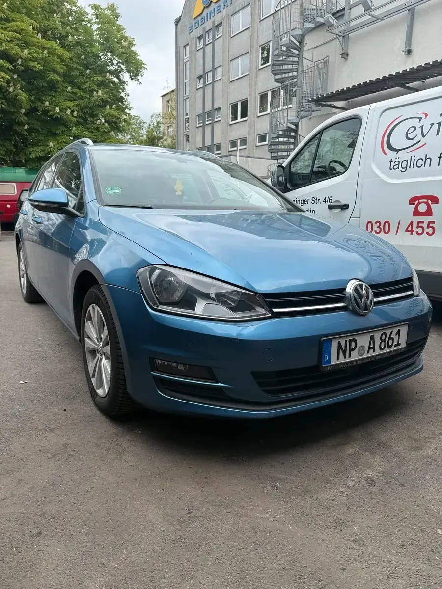 Gebraucht VW Golf VII 2017 Blau Kombi