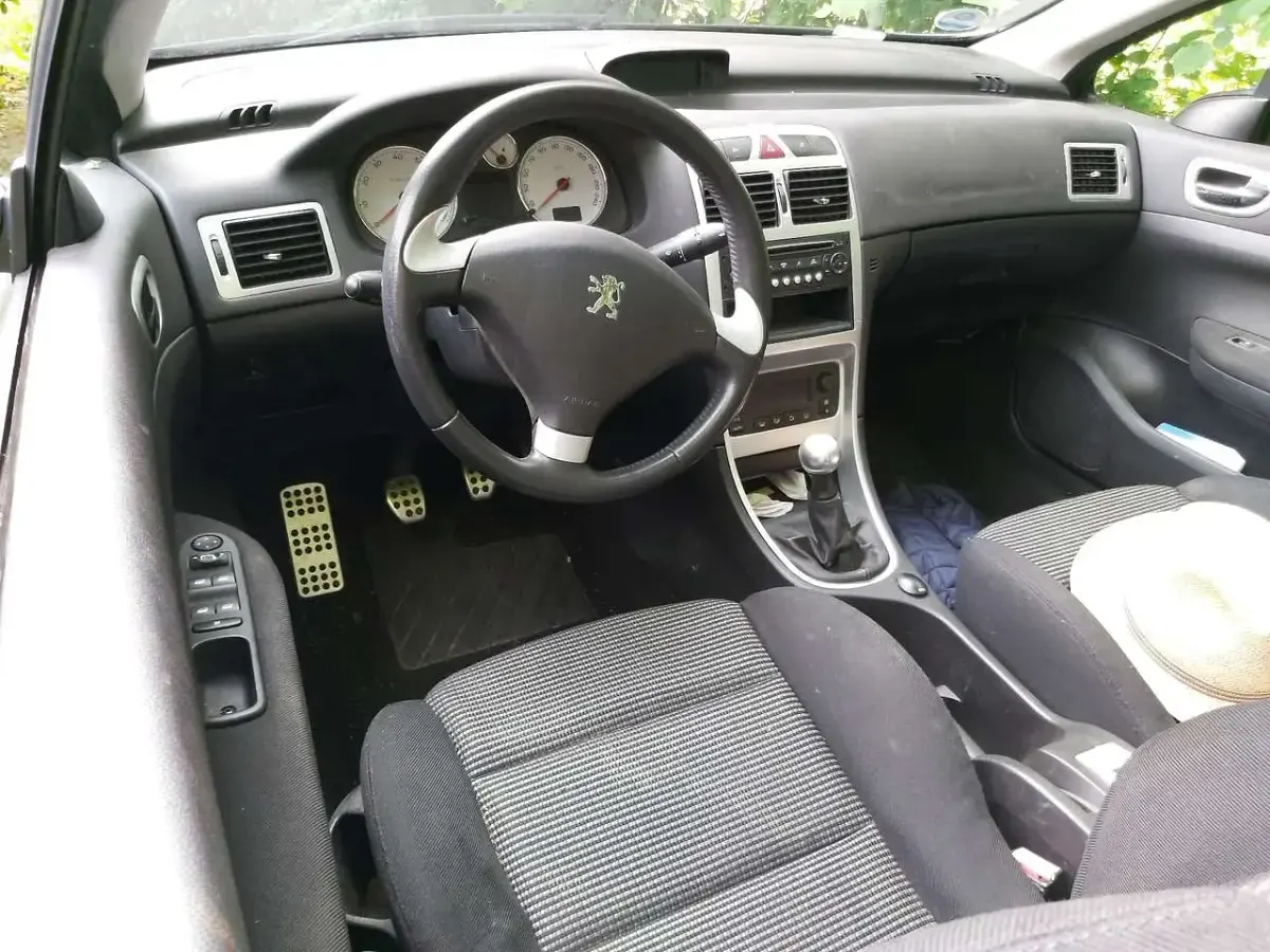 Gebraucht Peugeot 307 CC Filou 109 PS (80 kW) 2005 Cabrio