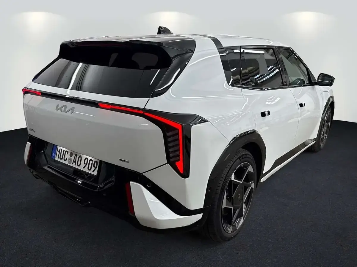 Gebraucht Kia EV4 GT-Line 150 kW (204 PS) 2025 Weiß Limousine