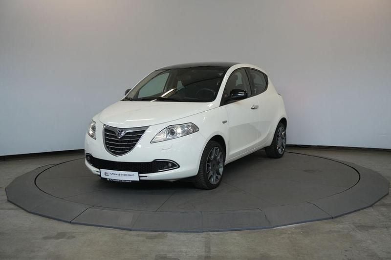 Gebraucht 2012 Lancia Ypsilon Gold Kleinwagen | 6.790 € (Superpreis) - Bild 1/4