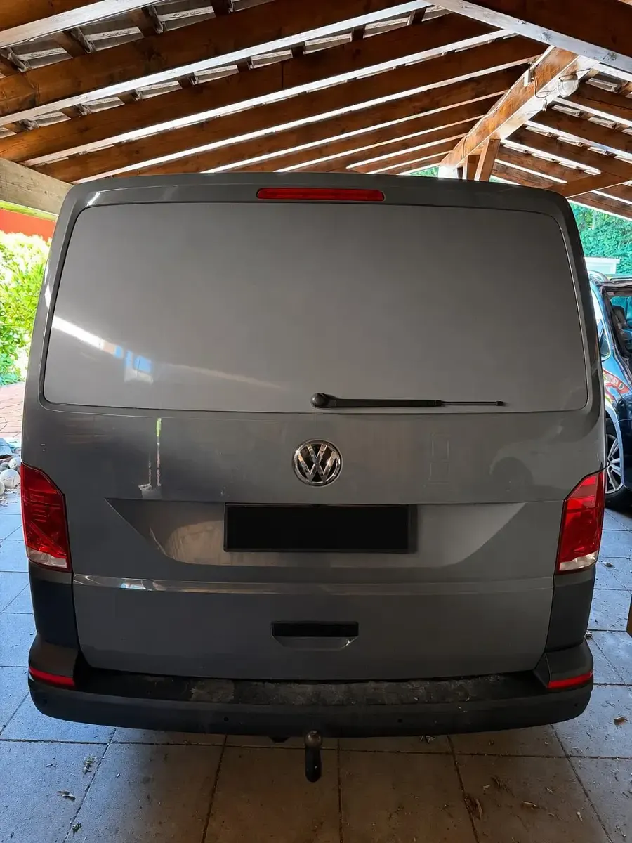 Gebraucht VW T6.1 150 PS (110 kW) 2021 Grau Van