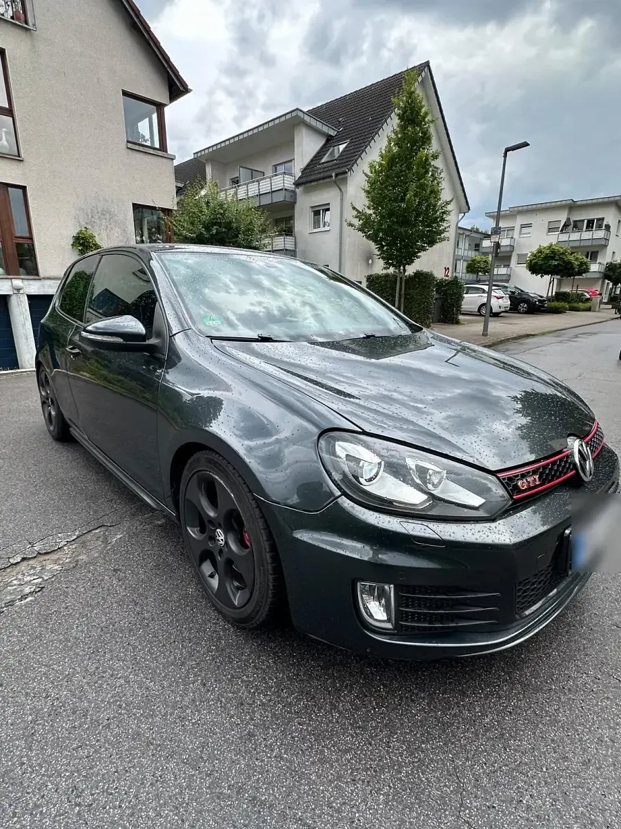 Gebraucht VW Golf GTI 211 PS (155 kW) 2009 Andere farben Coupé