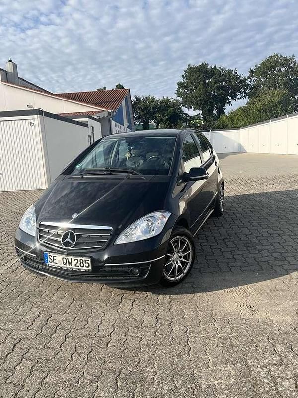 Gebraucht Mercedes A160 Avantgarde 82 PS (60 kW) 2011 Limousine
