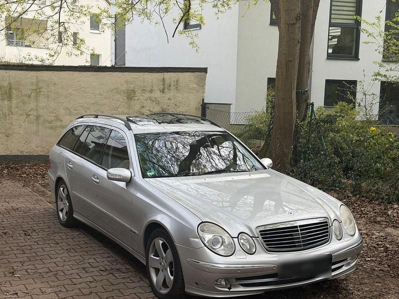 Gebraucht Mercedes E500 306 PS (225 kW) 2003 Silber Kombi
