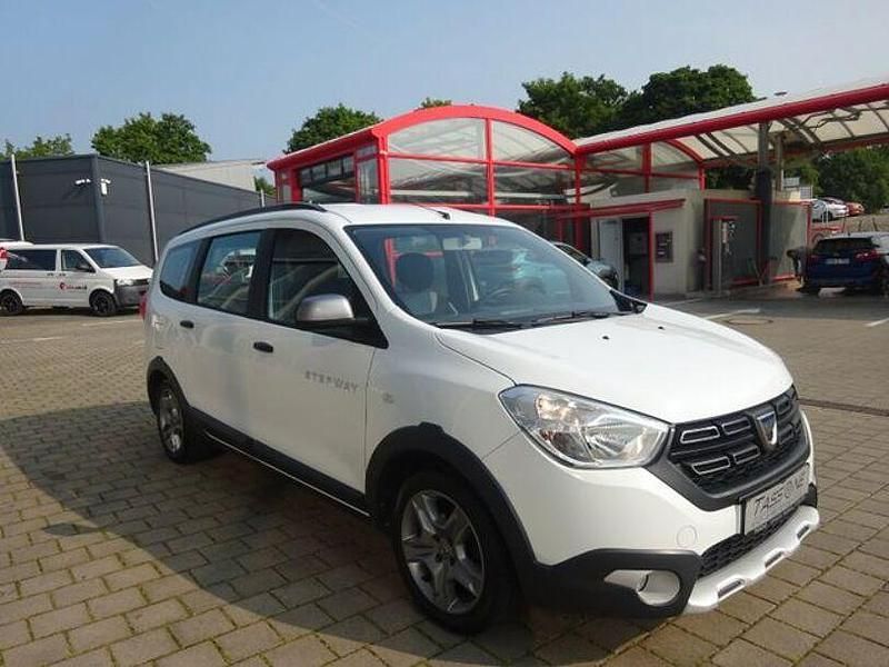 Gebraucht Dacia Lodgy Stepway 102 PS (75 kW) 2018 Weiß Van / Kleinbus