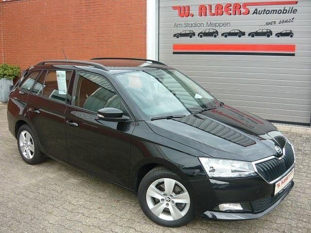 Schwarz Gebraucht 2022 Skoda Fabia Ambition Kleinwagen | 15.990 € (Guter Preis) - Bild 1/4