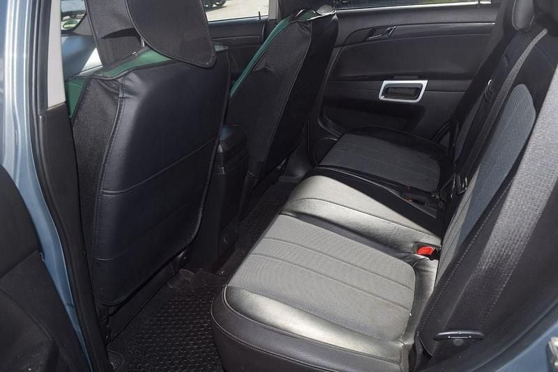 Gebraucht Opel Antara Design Edition 163 PS (119 kW) 2012 Grau SUV