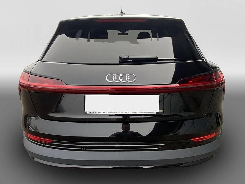 Gebraucht Audi e-tron 230 kW (313 PS) 2022 Schwarz SUV