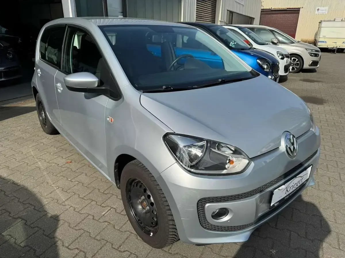 Second-hand VW up! Sound 75 CP (55 kW) 2013 Argintiu Hatchback