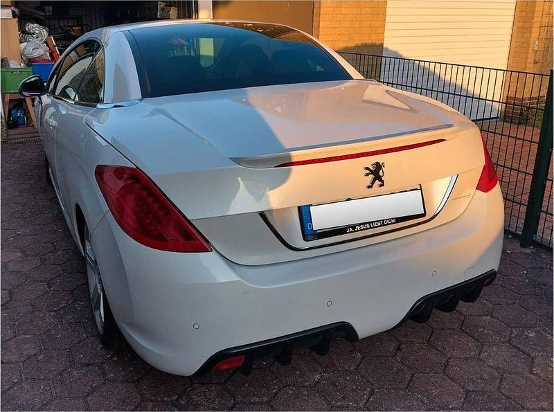 Gebraucht Peugeot 308 CC Platinum 156 PS (114 kW) 2010 Weiß Cabrio