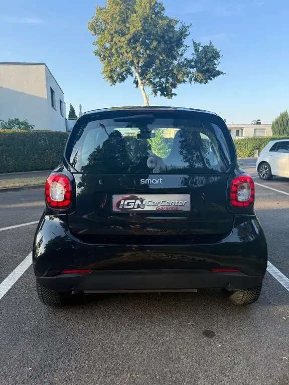 Gebraucht Smart ForTwo Coupé Passion 71 PS (52 kW) 2018 Schwarz Coupé