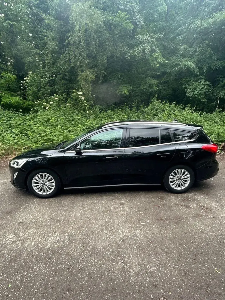 Gebraucht Ford Focus Titanium 150 PS (110 kW) 2018 Schwarz Kombi