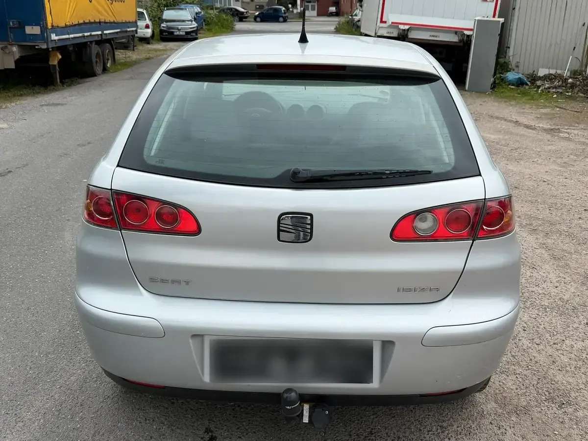 Gebraucht Seat Ibiza 75 PS (55 kW) 2004 Silber Kleinwagen