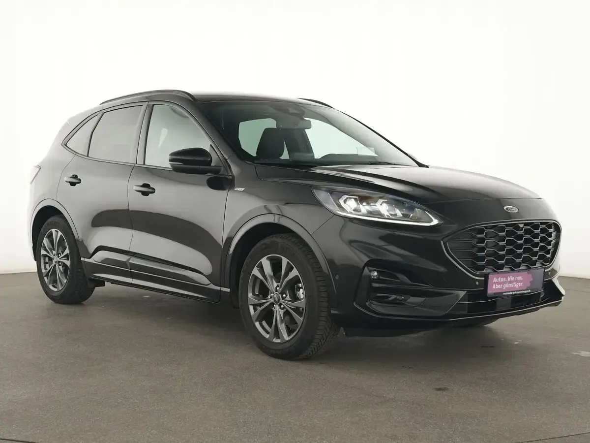 Gebraucht Ford Kuga ST-Line 120 PS (88 kW) 2021 Schwarz SUV