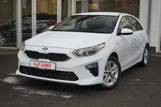 Gebraucht Kia Ceed Edition 7 140 PS (102 kW) 2019 Weiß Kleinwagen