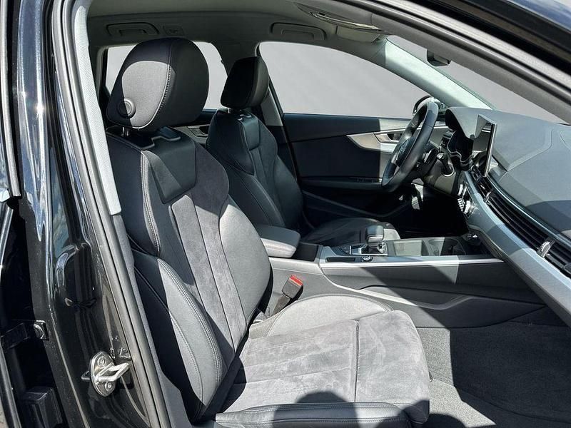 Gebraucht Audi A4 Advanced Plus 204 PS (150 kW) 2023 Mythosschwarz metallic Kombi