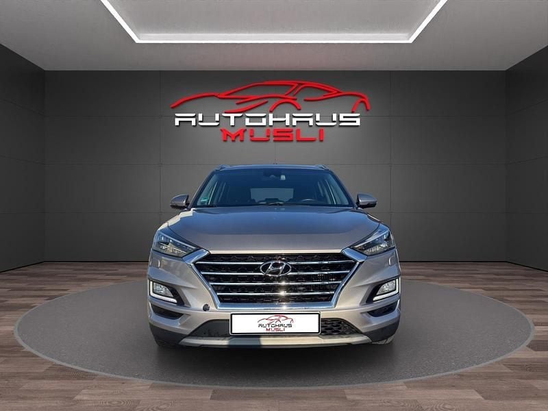 Gebraucht Hyundai Tucson Premium 136 PS (100 kW) 2019 Grau SUV