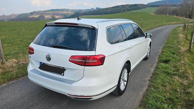 Gebraucht VW Passat GTE 218 PS (160 kW) 2016 Weiß Limousine