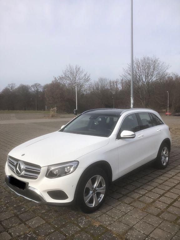 Gebraucht Mercedes GLC220 170 PS (125 kW) 2018 Weiß SUV