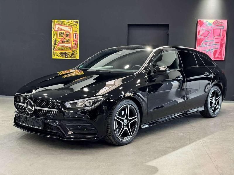 Nachtschwarz Gebraucht 2023 Mercedes CLA200 Kombi | 29.950 € (Fairer Preis) - Bild 1/4