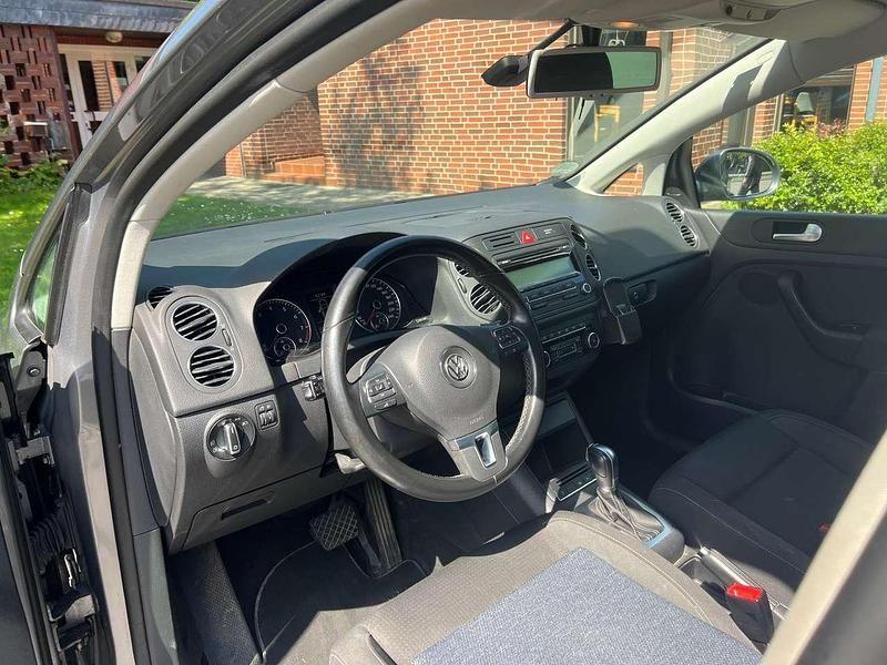 Grau Gebraucht 2011 VW Golf Plus Cross Style Van / Kleinbus | 8.850 € (Fairer Preis) - Bild 1/4