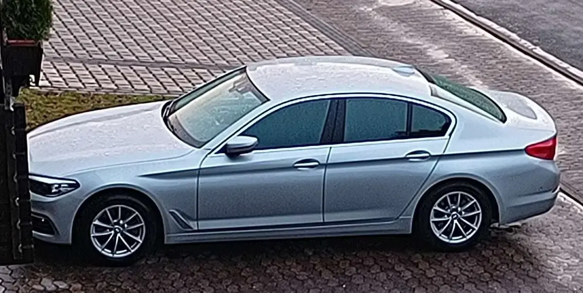 Gebraucht BMW 520 184 PS (135 kW) 2018 Silber Limousine