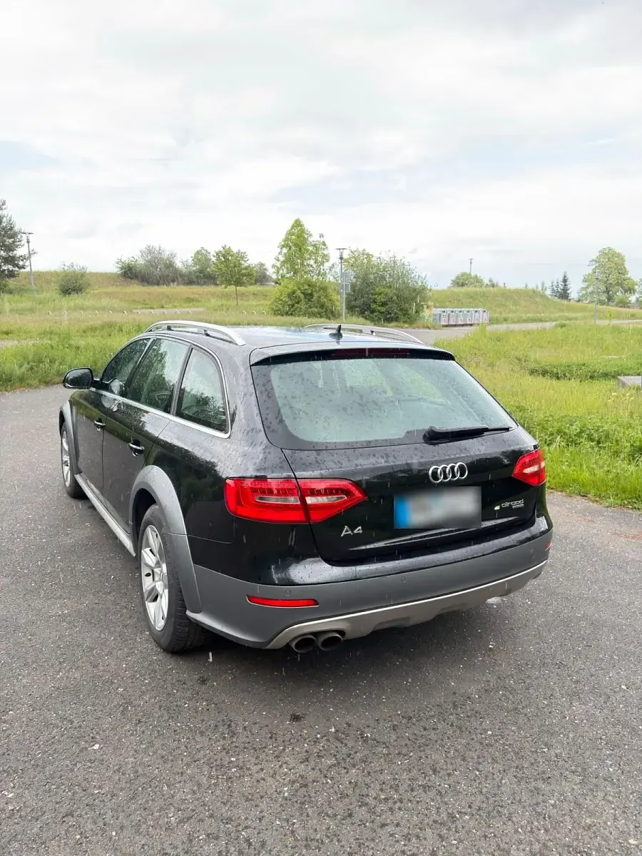 Gebraucht Audi A4 Allroad S-Line 177 PS (130 kW) 2015 Schwarz Kombi