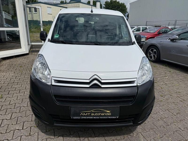 Weiß Gebraucht 2016 Citroën Berlingo Business Class Van / Kleinbus | 8.000 € (Fairer Preis) - Bild 1/4