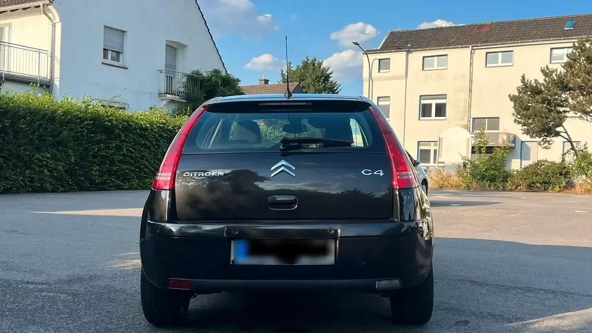 Gebraucht Citroën C4 109 PS (80 kW) 2007 Schwarz Limousine