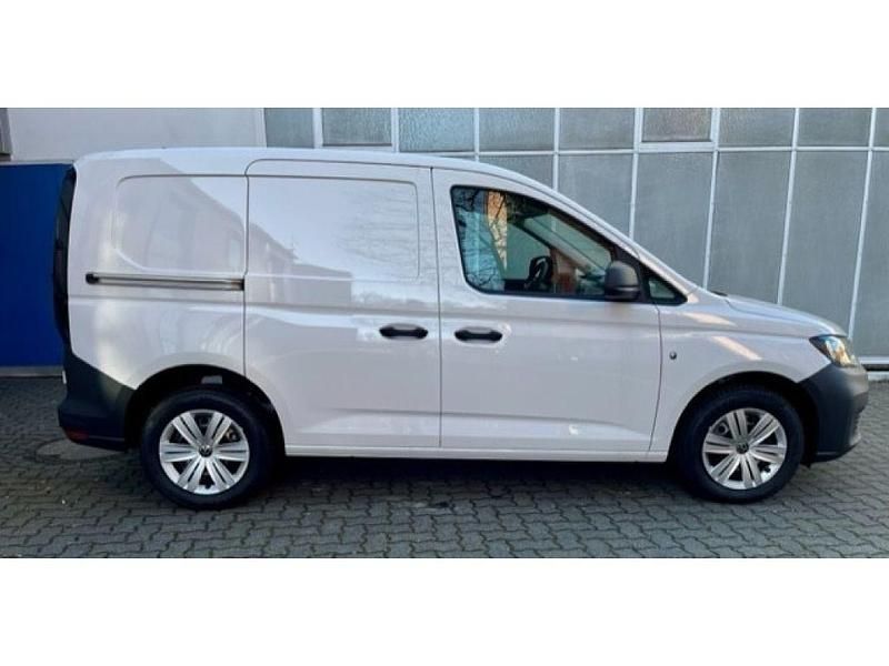 Gebraucht VW Caddy 102 PS (75 kW) 2022 Weiß Van / Kleinbus