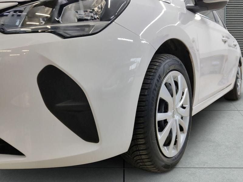 Gebraucht Opel Corsa-e Edition 100 kW (136 PS) 2021 Jade weiss/arktis weiss Kleinwagen