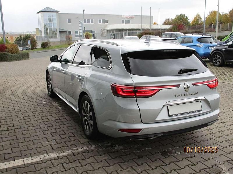 Gebraucht Renault Talisman GrandTour Intens 159 PS (116 kW) 2021 Silber Kombi