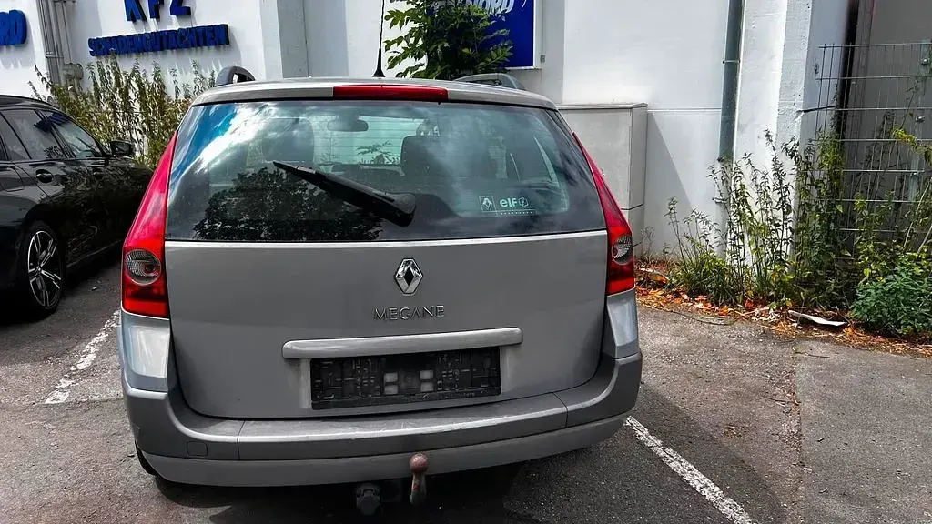 Gebraucht Renault Mégane 135 PS (99 kW) 2007 Silber Limousine