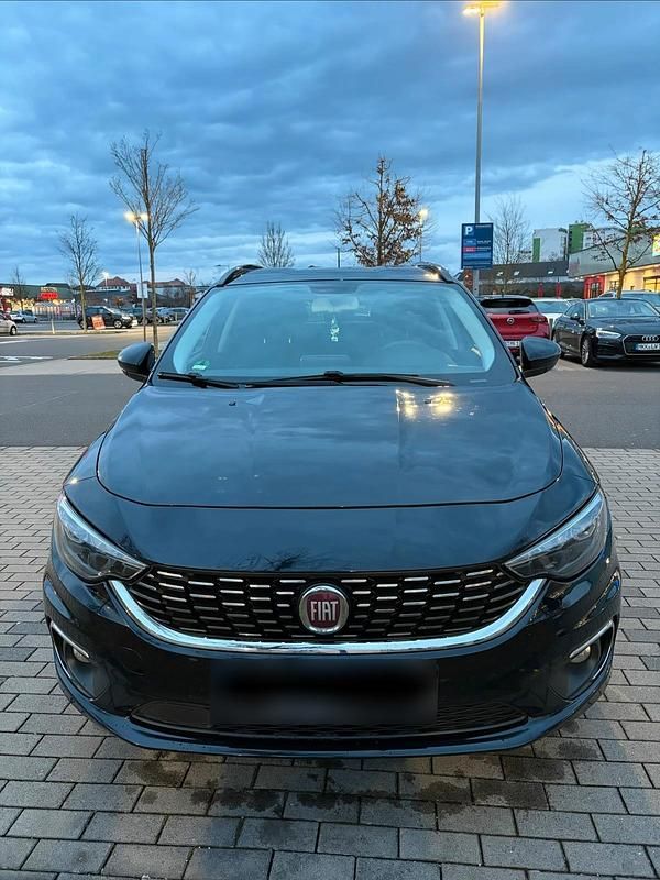 Gebraucht Fiat Tipo Lounge 120 PS (88 kW) 2019 Schwarz Kombi