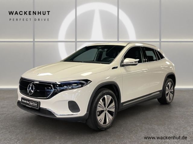 Weiss Gebraucht 2021 Mercedes EQA250 Progressive SUV | 29.600 € (Fairer Preis) - Bild 1/4