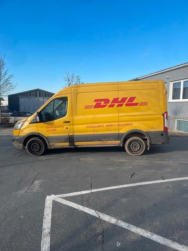 Gebraucht Ford Transit 105 PS (77 kW) 2018 Gelb Van / Kleinbus