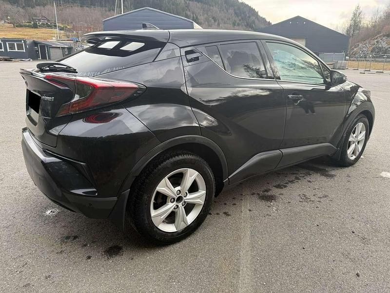 Gebraucht Toyota C-HR Lounge 98 PS (72 kW) 2018 Schwarz SUV