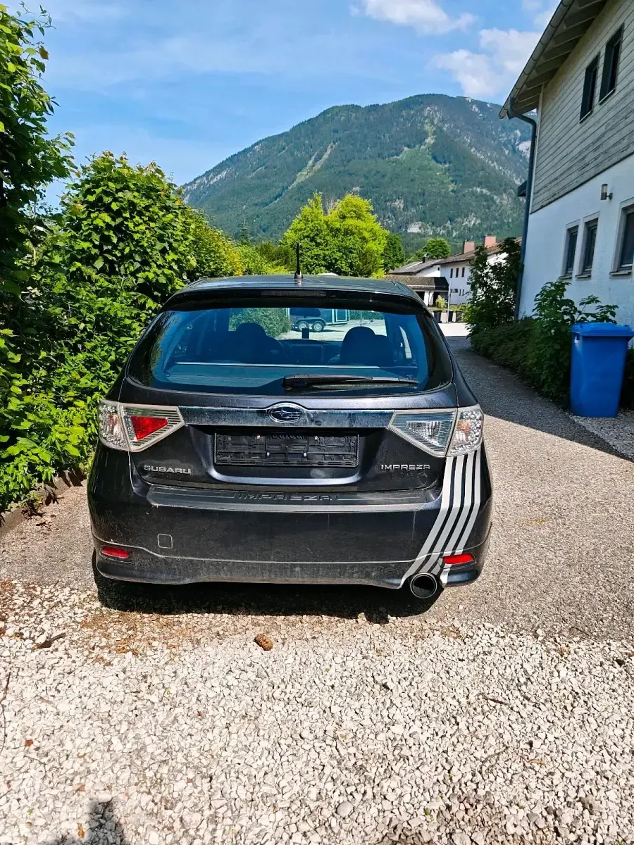 Gebraucht Subaru Impreza 150 PS (110 kW) 2010 Grau Limousine