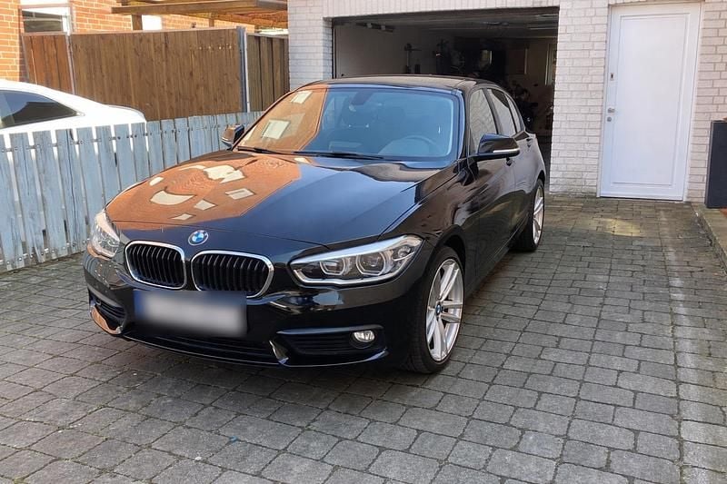 Gebraucht BMW 116 109 PS (80 kW) 2015 Schwarz Kleinwagen